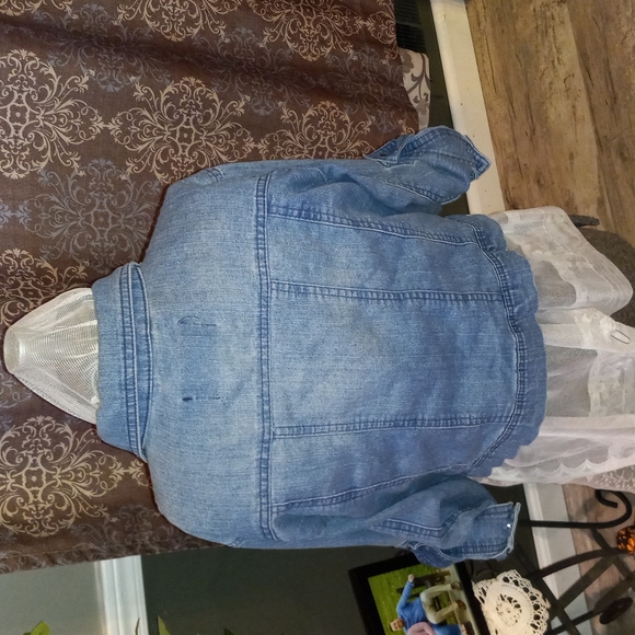 Cropped blue jean jacket adjustable sleeves - Picture 2 of 7